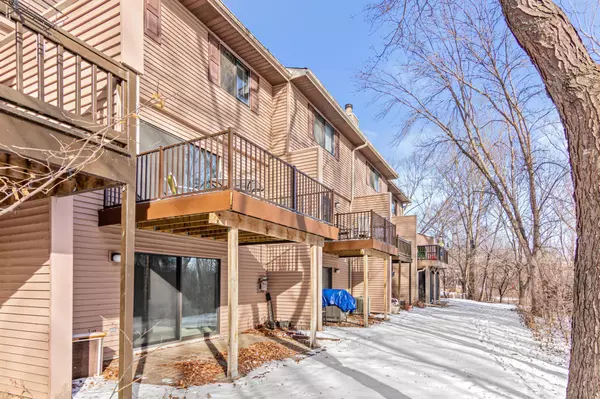 Circle Pines, MN 55014,4 E Ridge RD