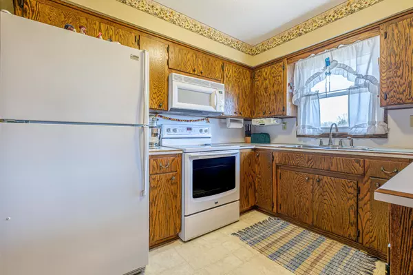 Glencoe, MN 55336,1903 14th ST E