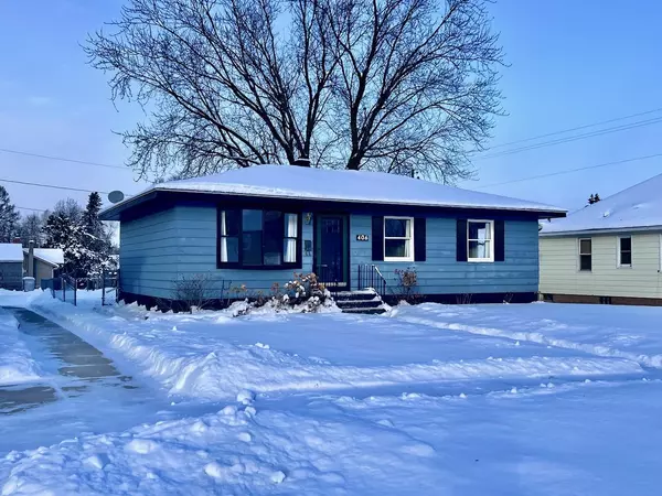 Chisholm, MN 55719,406 11th ST NW