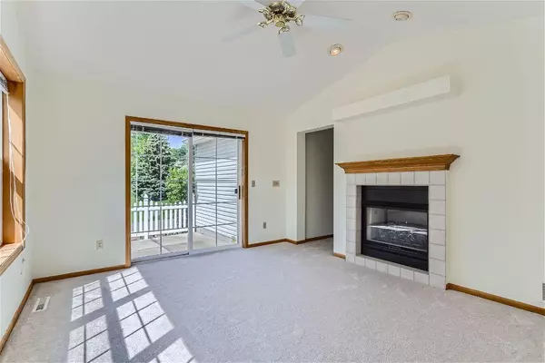 Eagan, MN 55121,3036 Timberwood TRL #15