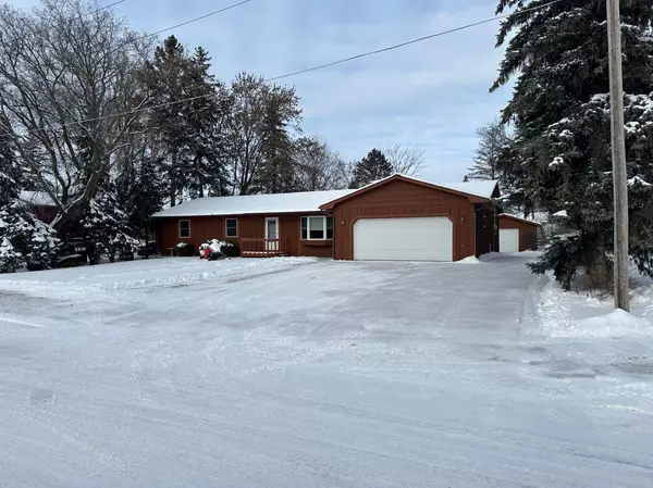 Roseau, MN 56751,1007 2nd ST SE