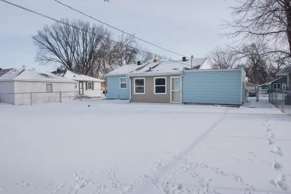 Fargo, ND 58102,1826 5th ST N