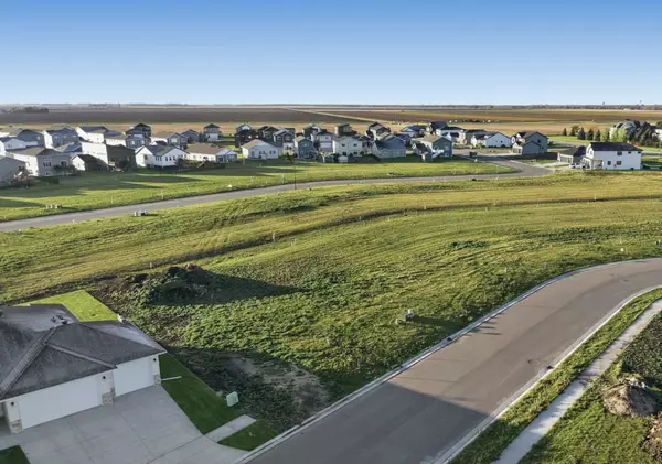 Moorhead, MN 56560,325 48th AVE S