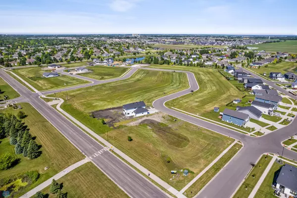 Moorhead, MN 56560,4709 Hampton LOOP S