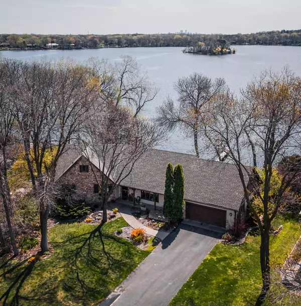 12505 58th AVE N,  Plymouth,  MN 55442
