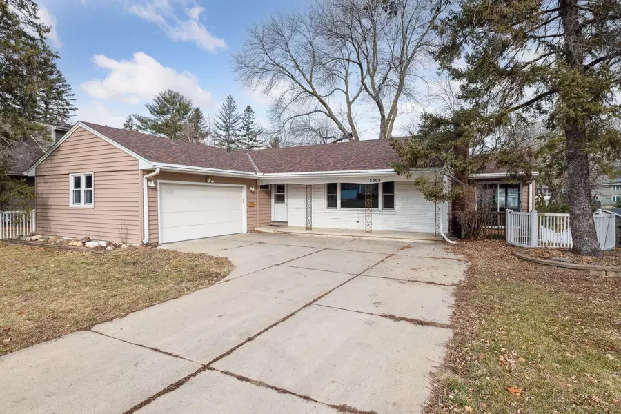 5508 Countryside RD, Edina, MN 55436