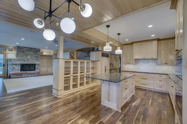 Shoreview, MN 55126,5405 Carlson RD