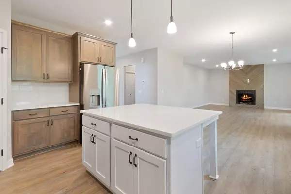 Rockford, MN 55373,2004 Little Creek CIR