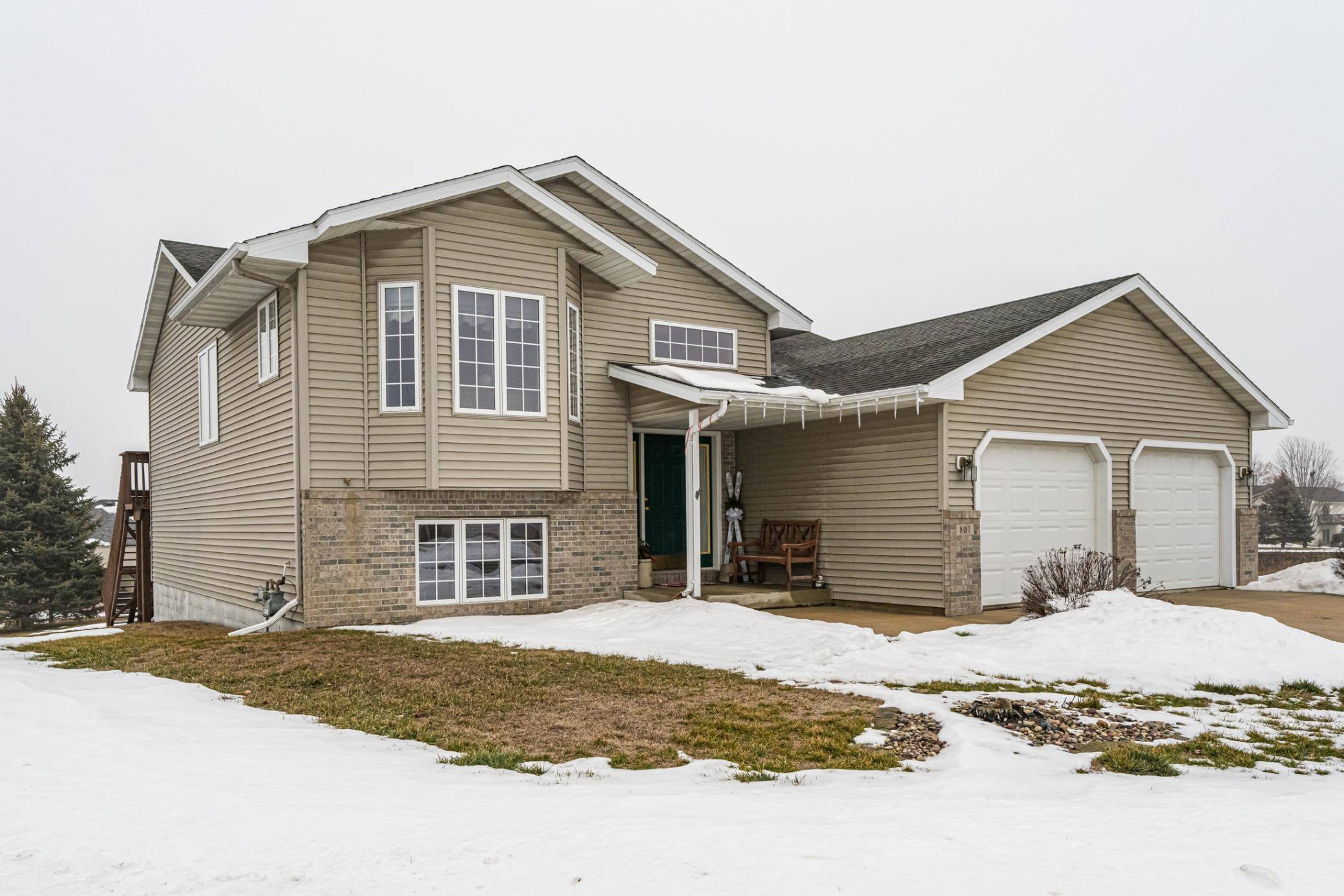 807 Robert ST SE, Stewartville, MN 55976