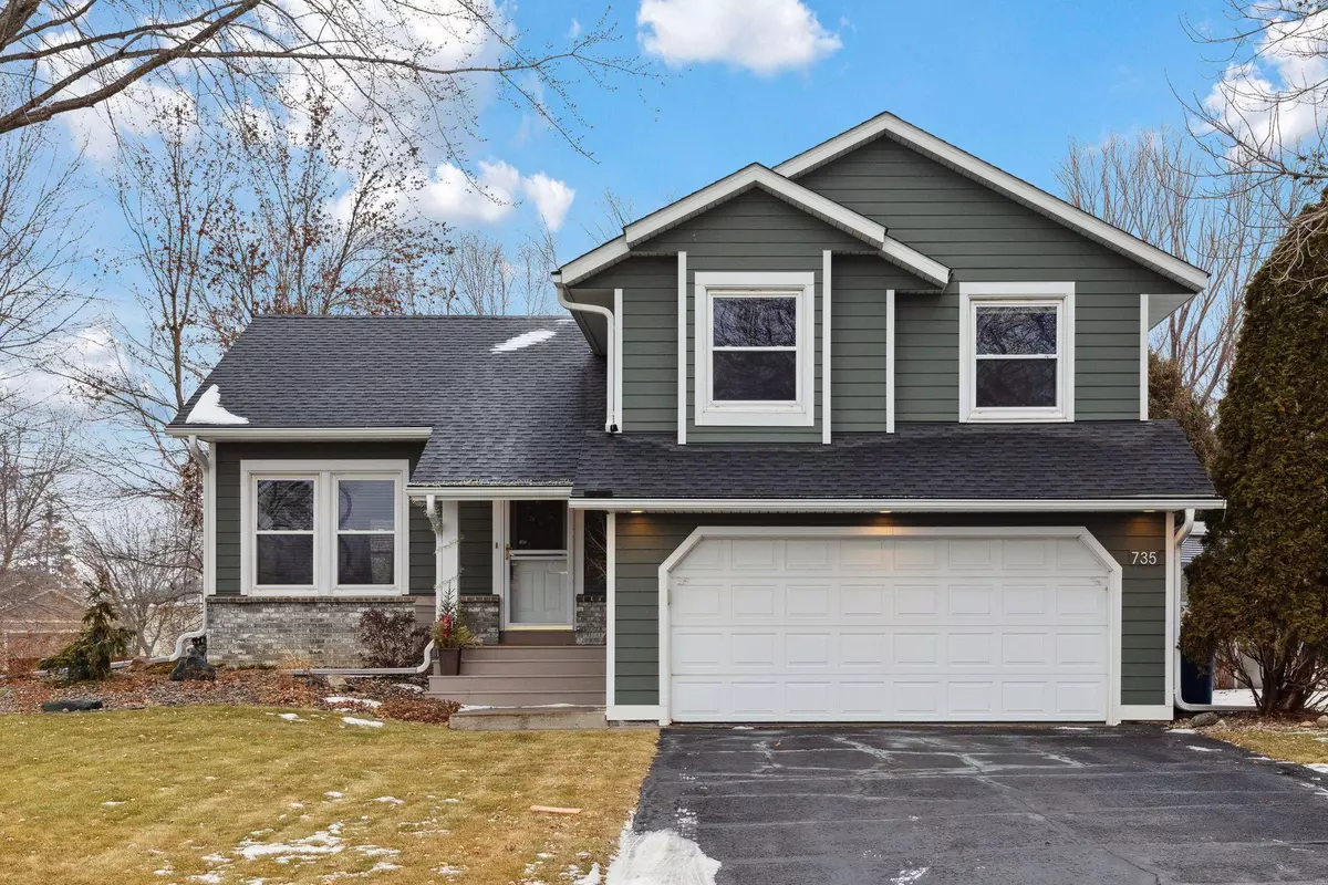 Eagan, MN 55123,735 Caribou LN