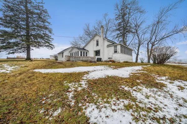 1585 30th AVE, Pleasant Valley Twp, WI 54015