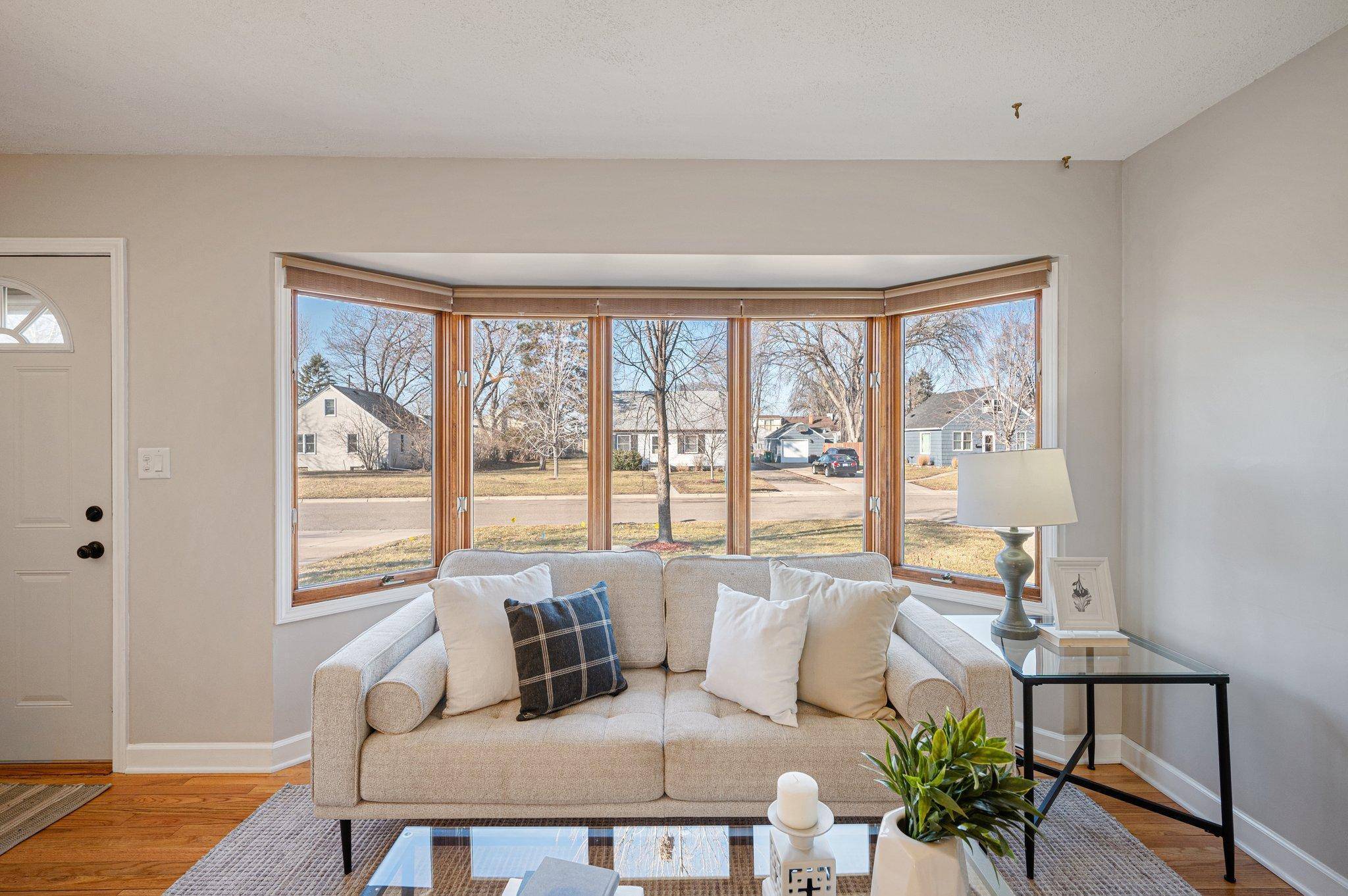 Brooklyn Center, MN 55429,6706 France AVE N