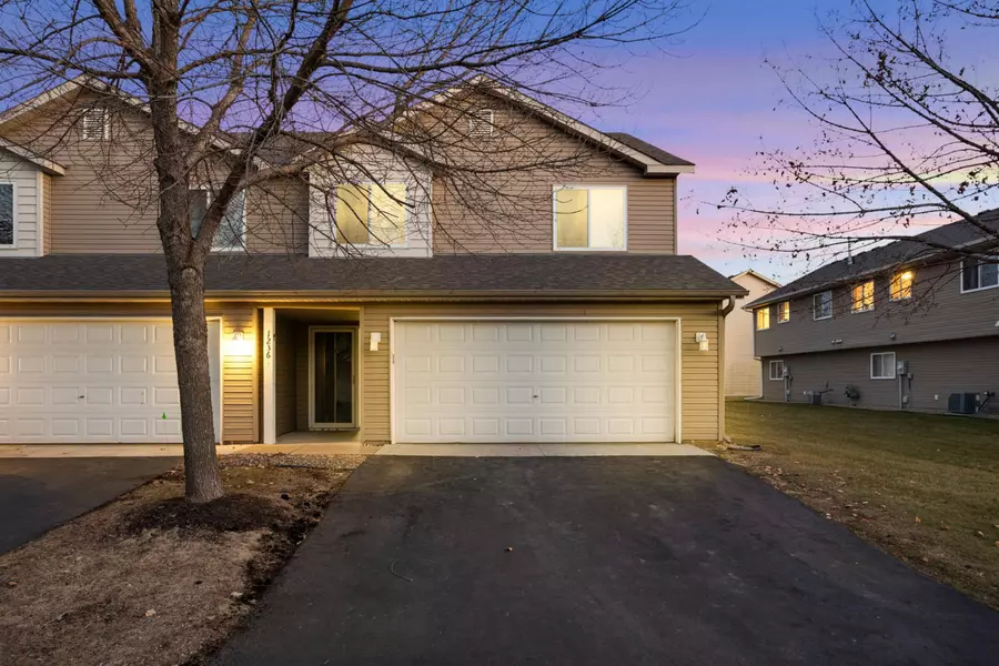 1236 Prairie View TRL, Farmington, MN 55024