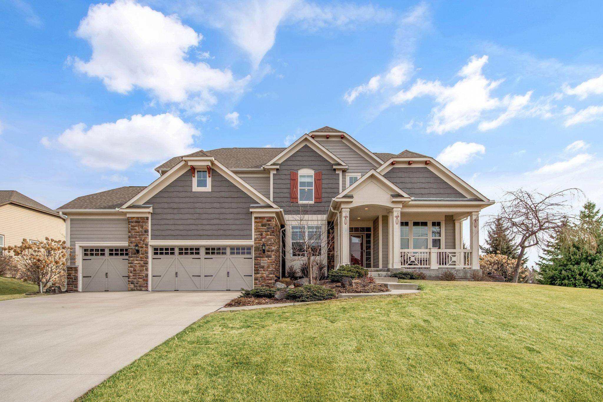Chanhassen, MN 55331,7591 Beacon CT