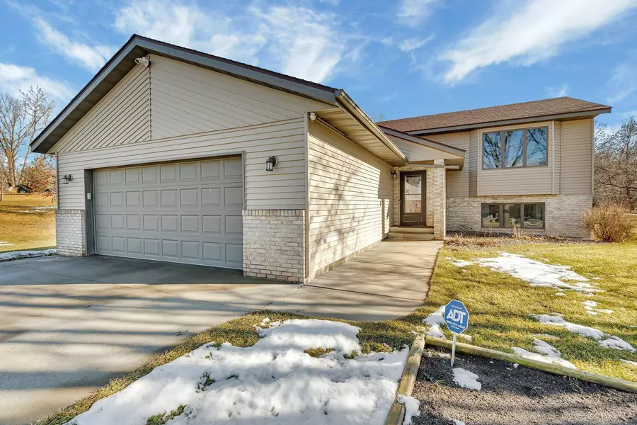 34594 Plum Hill LN, Avon, MN 56310