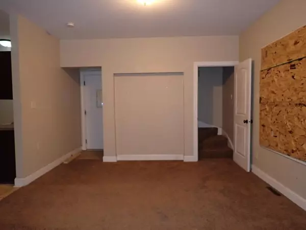 Saint Paul, MN 55130,595 Rose AVE E