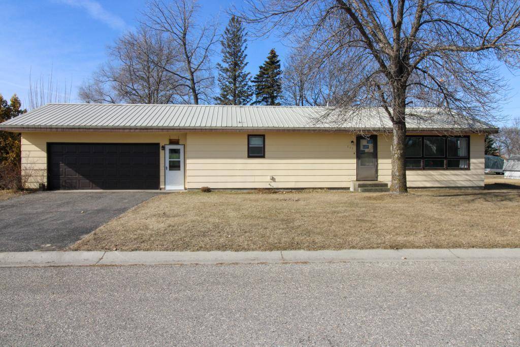 111 Muyres AVE,  Carlos,  MN 56319