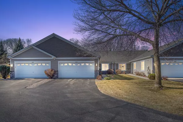 13282 Spencer Sweet Pea LN, Eden Prairie, MN 55347