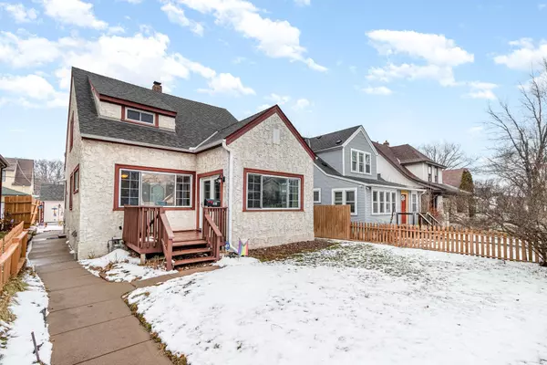 1139 Maryland AVE E, Saint Paul, MN 55106