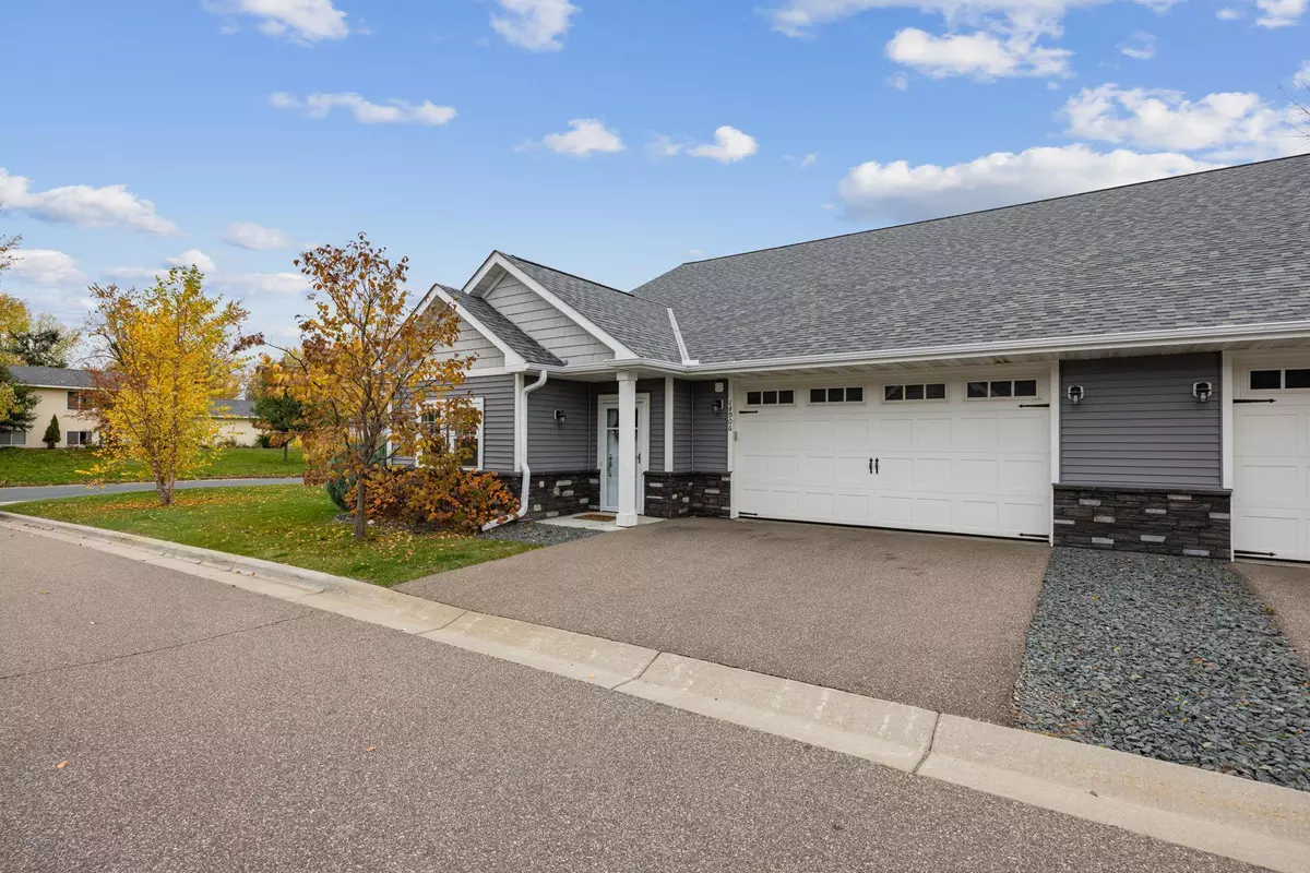 Rosemount, MN 55068,14906 Carol CT