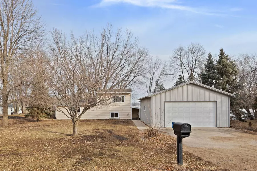 6586 80th ST NW, Maple Lake, MN 55358