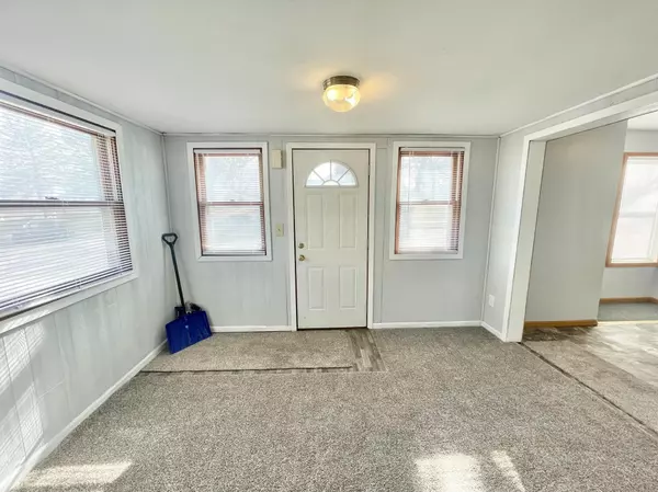 Springfield, MN 56087,318 W Lincoln ST