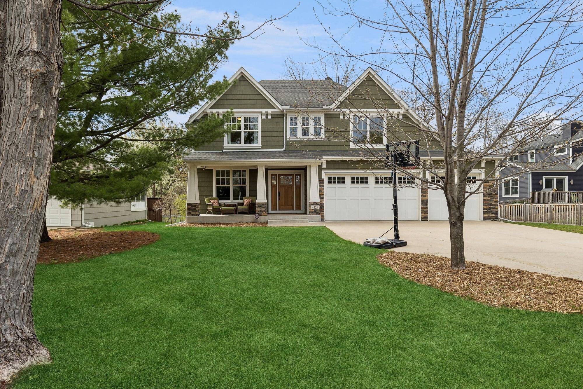 4425 Judson LN, Edina, MN 55435