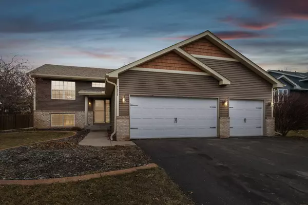 7926 Joseph CT, Lino Lakes, MN 55014