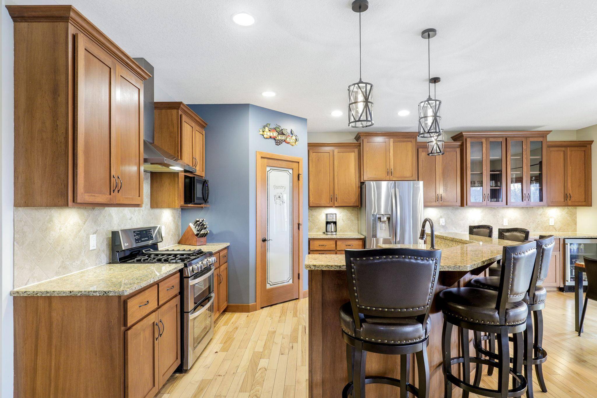 Blaine, MN 55449,4442 118th AVE NE