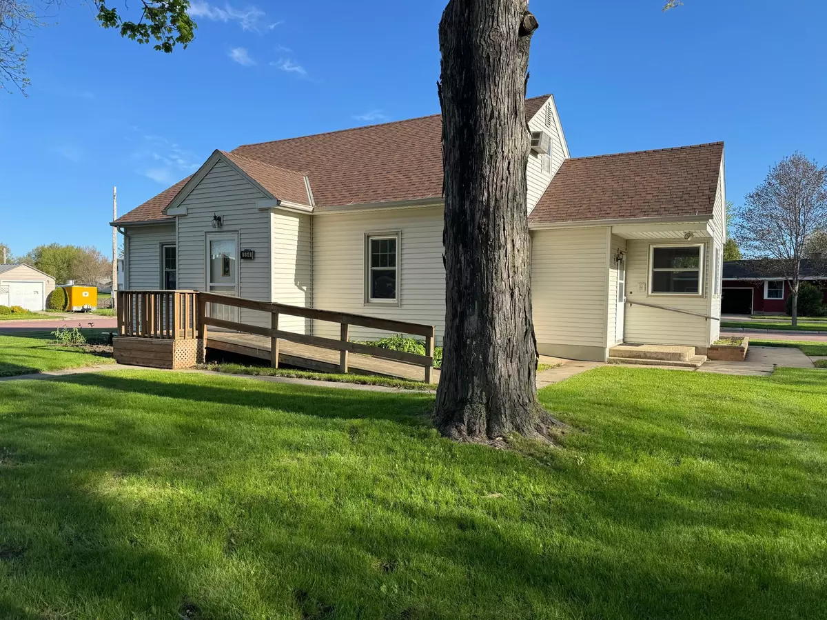 Westbrook, MN 56183,554 9th ST