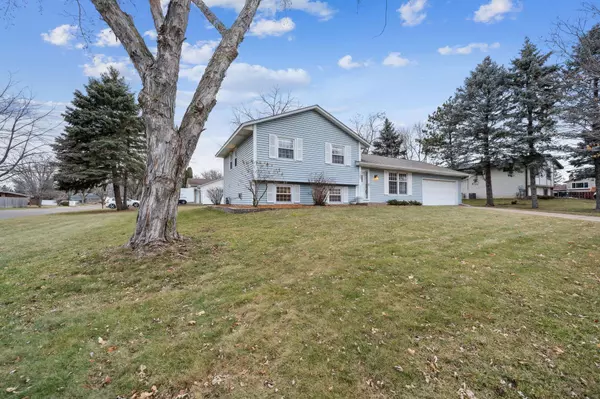 Cottage Grove, MN 55016,7282 Imperial AVE S