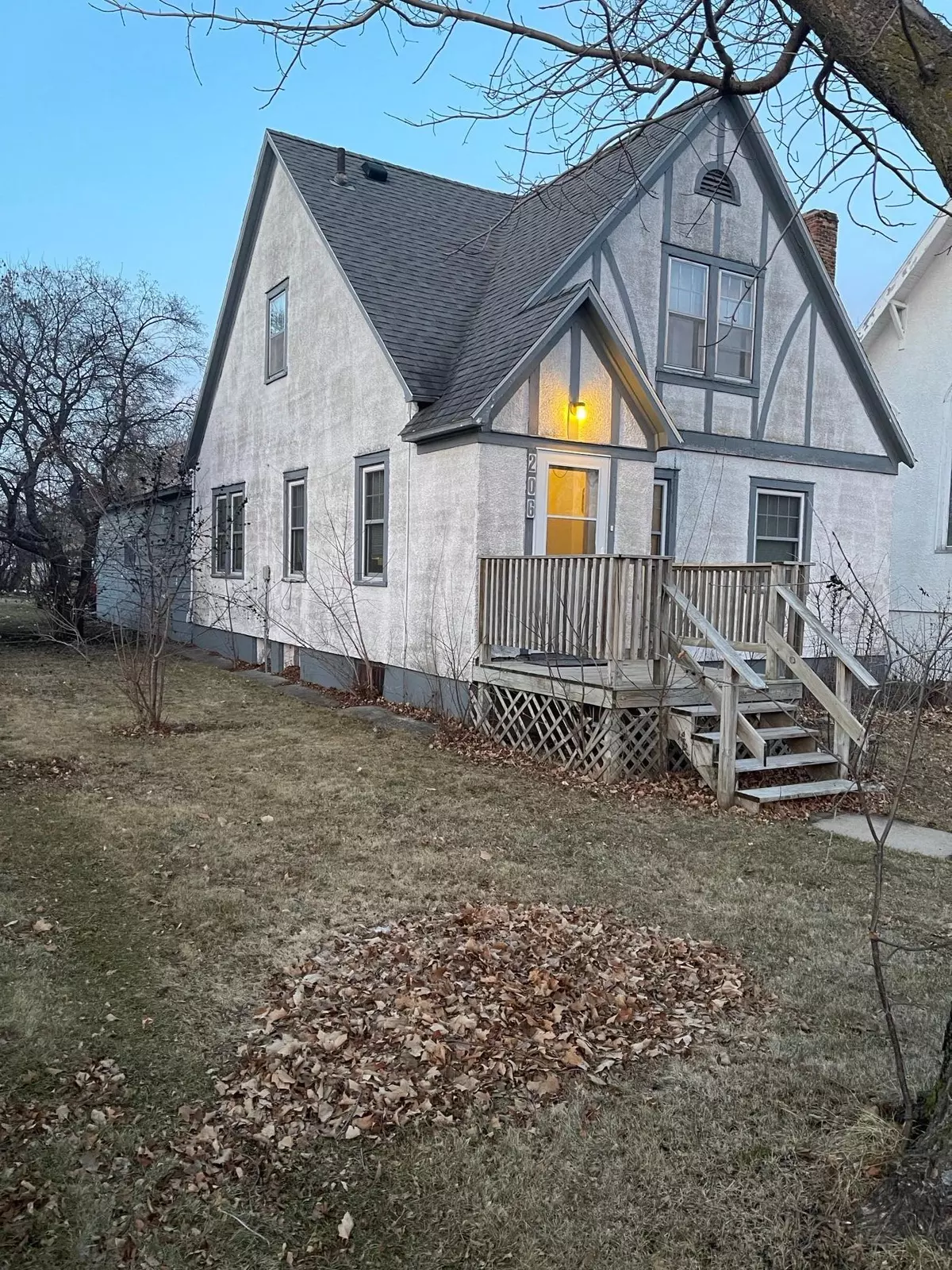 Bertha, MN 56437,206 1st ST NW