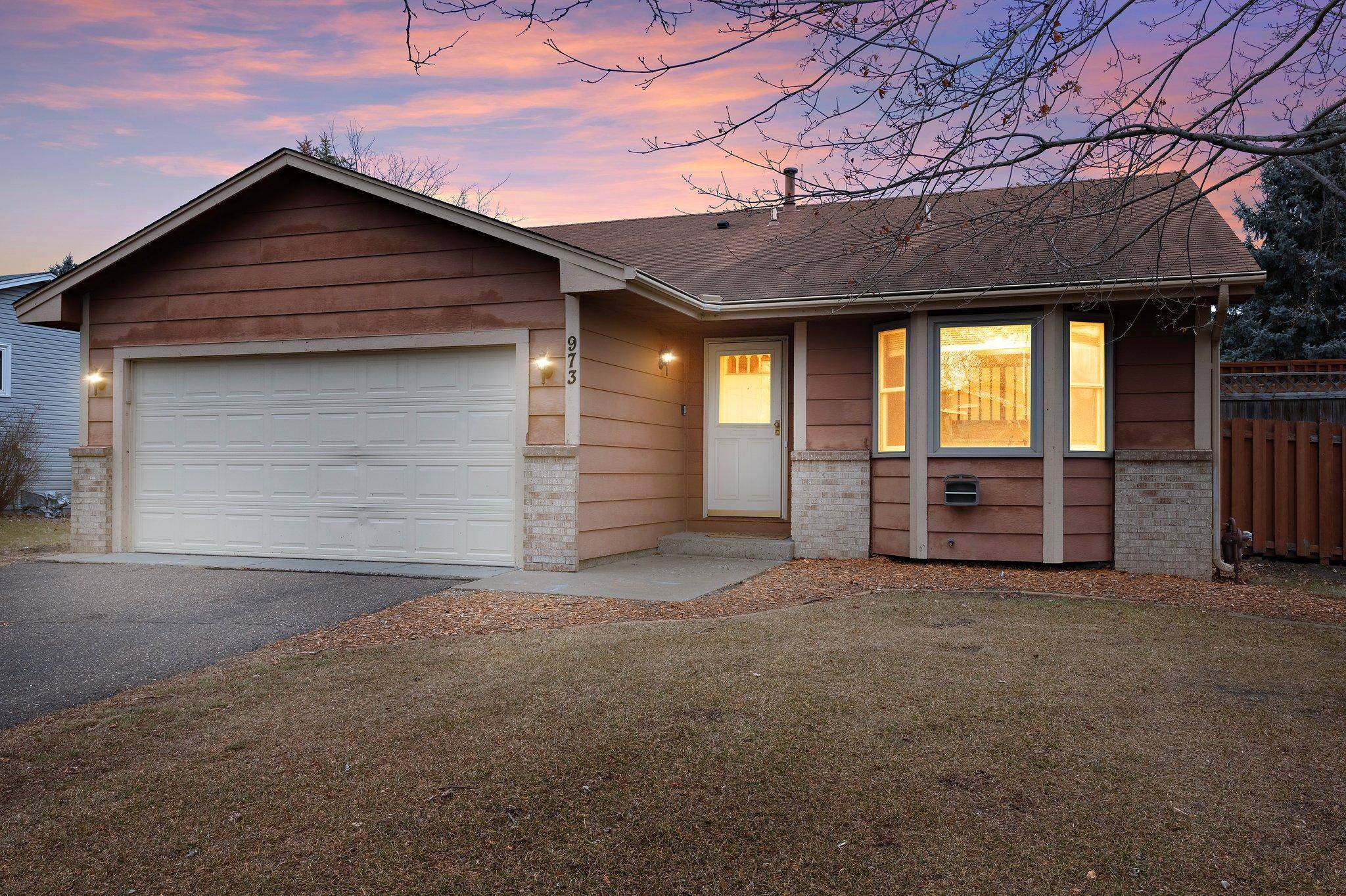 973 99th CIR NE, Blaine, MN 55434