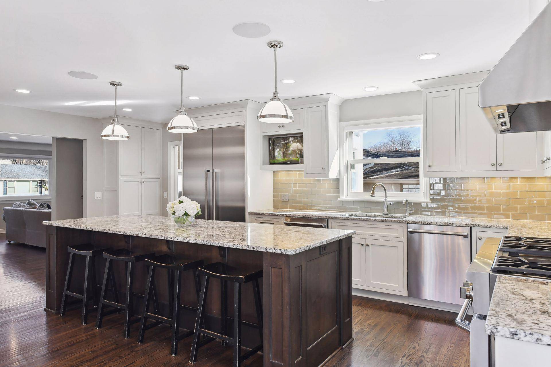 Edina, MN 55436,5221 Richwood DR
