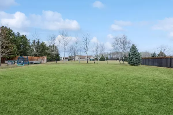 Isanti, MN 55040,1002 Marion ST SE