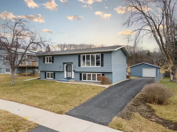 3546 6th PL NW, Rochester, MN 55901