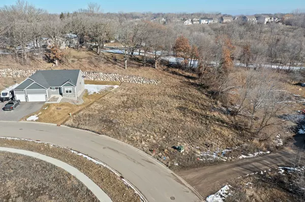 27261 Pete's Hill TRL, Elko New Market, MN 55020