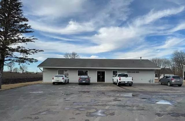 Fairmont, MN 56031,1254 Lake AVE