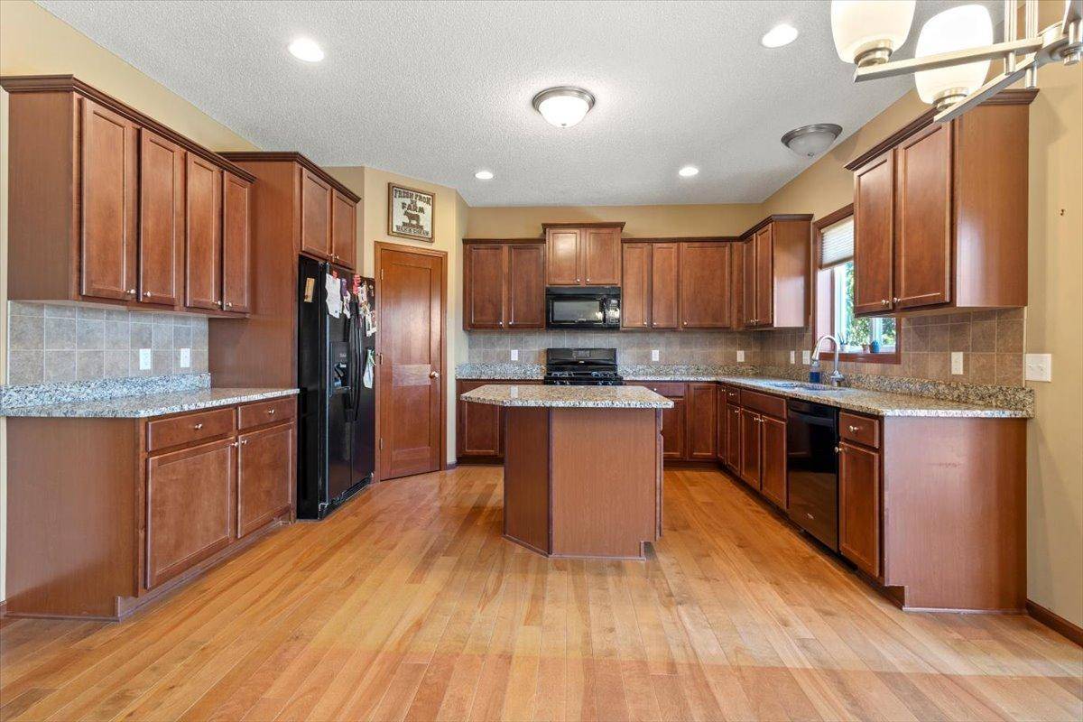 Waconia, MN 55387,1273 Pinehill BLVD