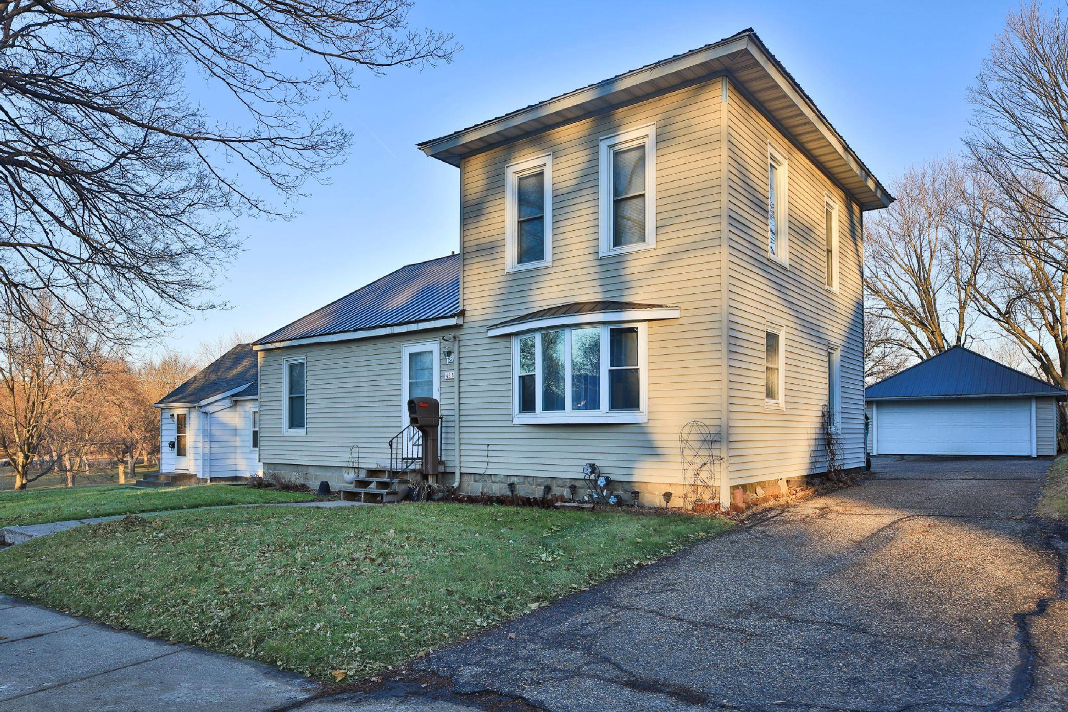 435 Chestnut AVE, Owatonna, MN 55060