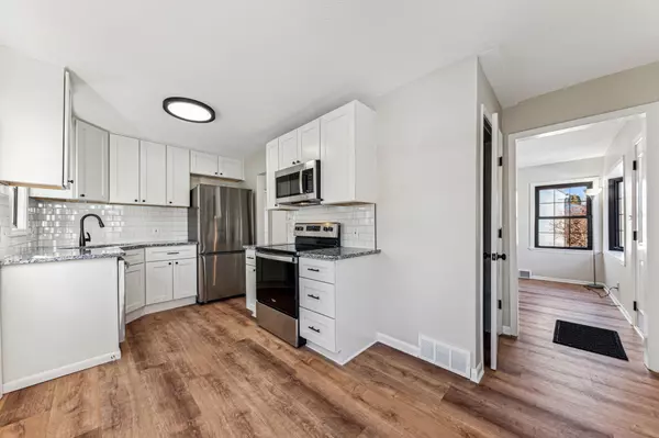 West Saint Paul, MN 55118,254 Arion ST E