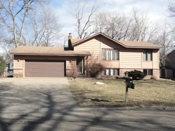 17186 Harrington WAY, Lakeville, MN 55044