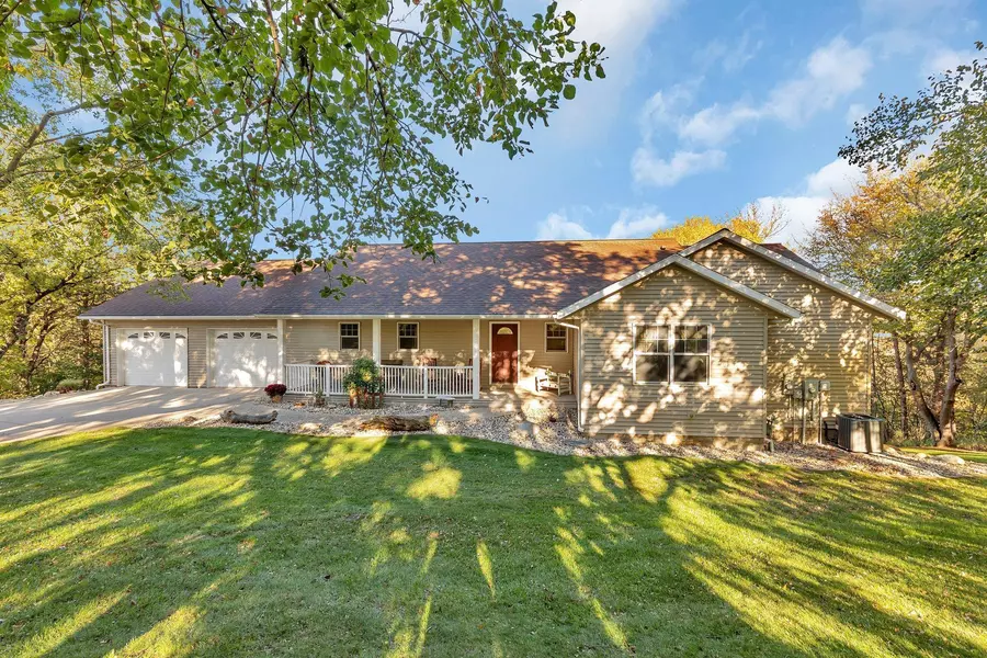 5186 109th AVE NE, Spicer, MN 56288