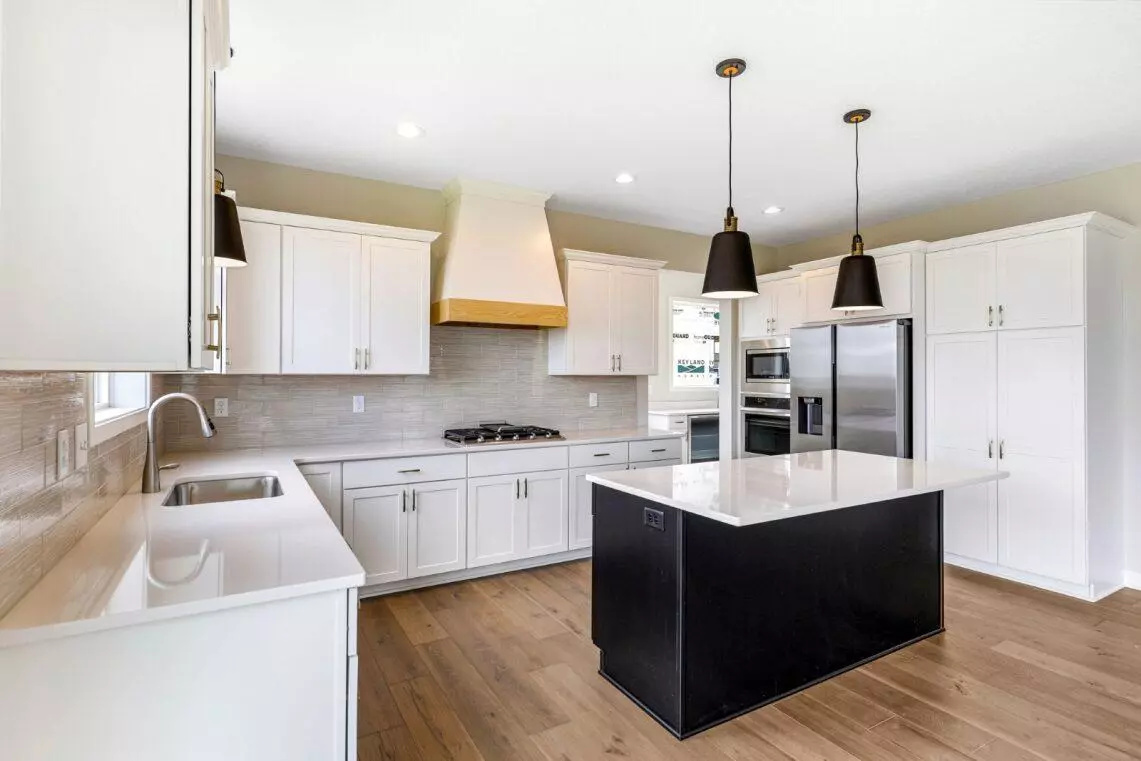 Shakopee, MN 55379,7653 Waverly AVE