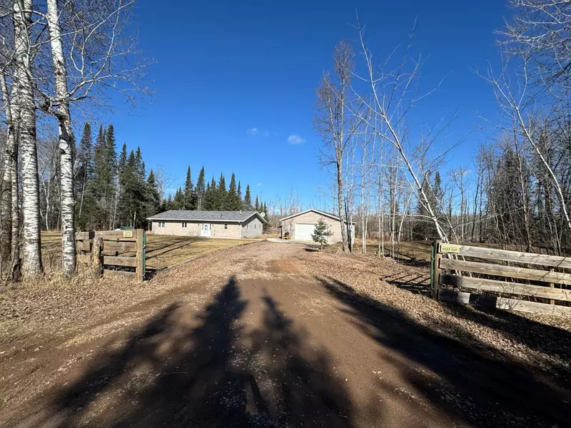 5289 Konsti RD, Kettle River, MN 55757