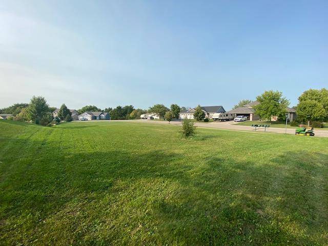 971 Vine CIR, Jordan, MN 55352