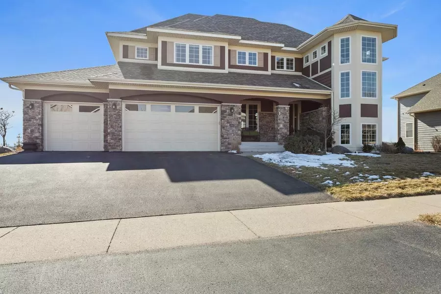 4472 Bluebell TRL S, Medina, MN 55340