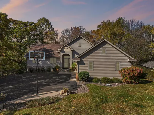 Lindstrom, MN 55045,11766 N Meadow Curve