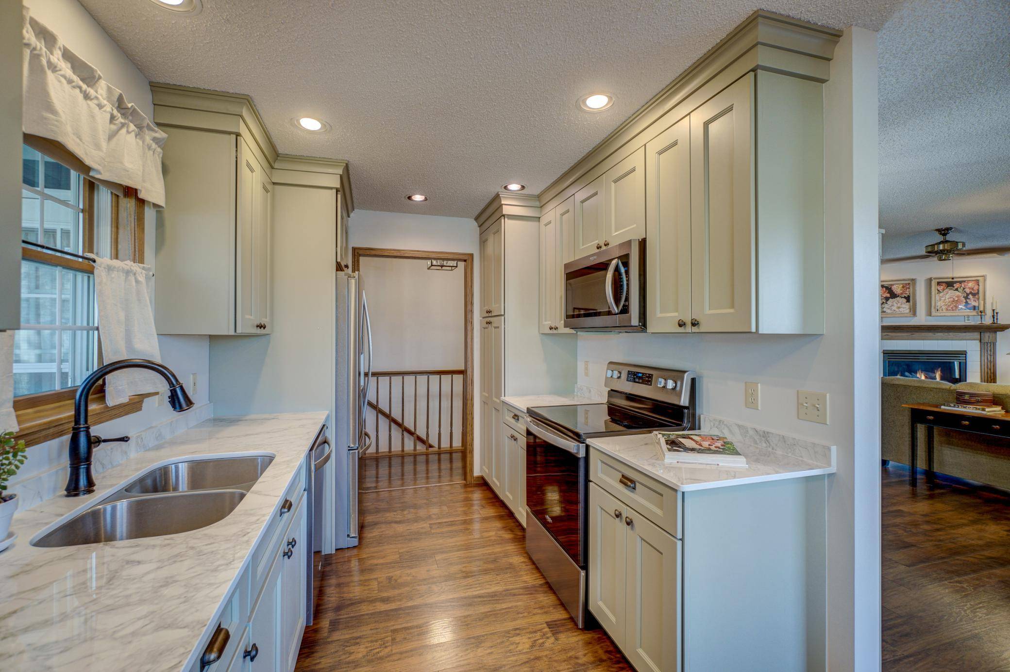 Hudson, WI 54016,630 Hickory RD #630