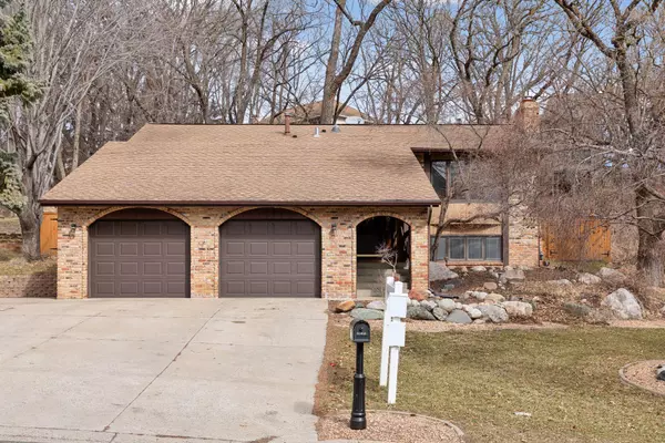 Burnsville, MN 55306,320 E 152nd ST